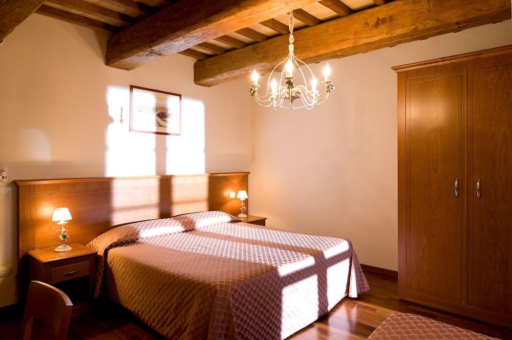 Agriturismo Le Rondini Di Francesco Di Assisi Cannara Exterior foto